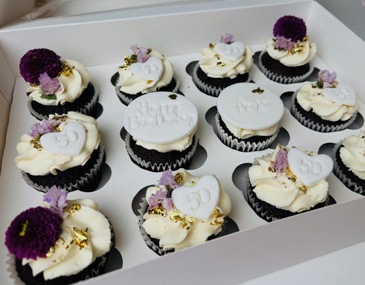 Geburtstag Cupcakes mit Blumen